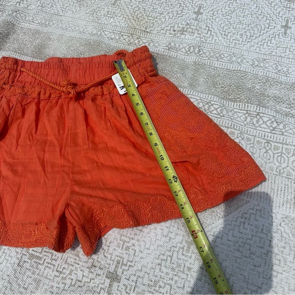 NWT Free people Day blooms cutwork shorts - Picture 2 of 7